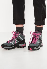 CMP - RIGEL MID TREKKING - Hikingskor - grey/fuxia/ice Miniatyrbild 1