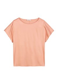Unselected, mellow peach