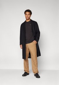 Tommy Jeans SLIM LINEAR TEE - Camisola de manga comprida - black