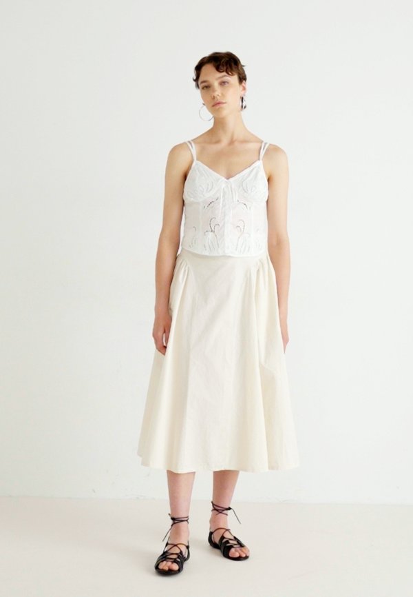 SWEET SAMMI EYELET  - Blouse4