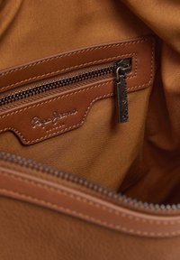 Pepe Jeans Handtas - tan brown