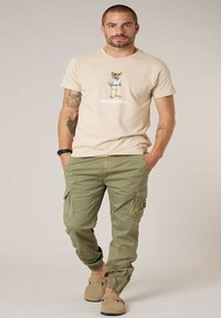 Non sélectionné, helles beige