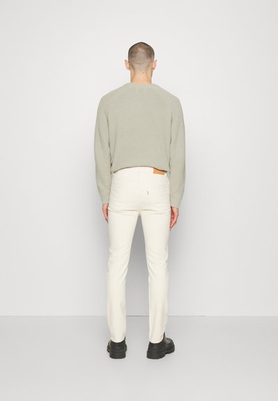 NN.07 JOHNNY - Jean droit - ecru