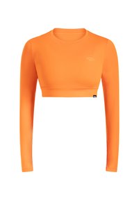 Lang mouw crop top in feloranje, gemaakt van glad stretchmateriaal. Heeft een nauwsluitend ontwerp en een klein logo op de borst.