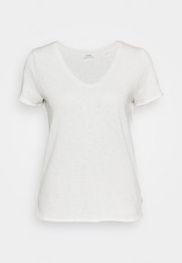 Unselected, scandinavian white