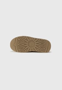 UGG TAZZ II - Clogs - chestnut