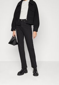 Tiger of Sweden Vaqueros rectos - black