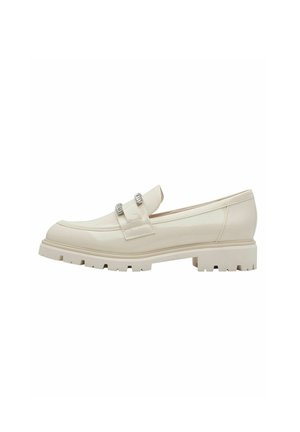 Slip-ons - cream patent