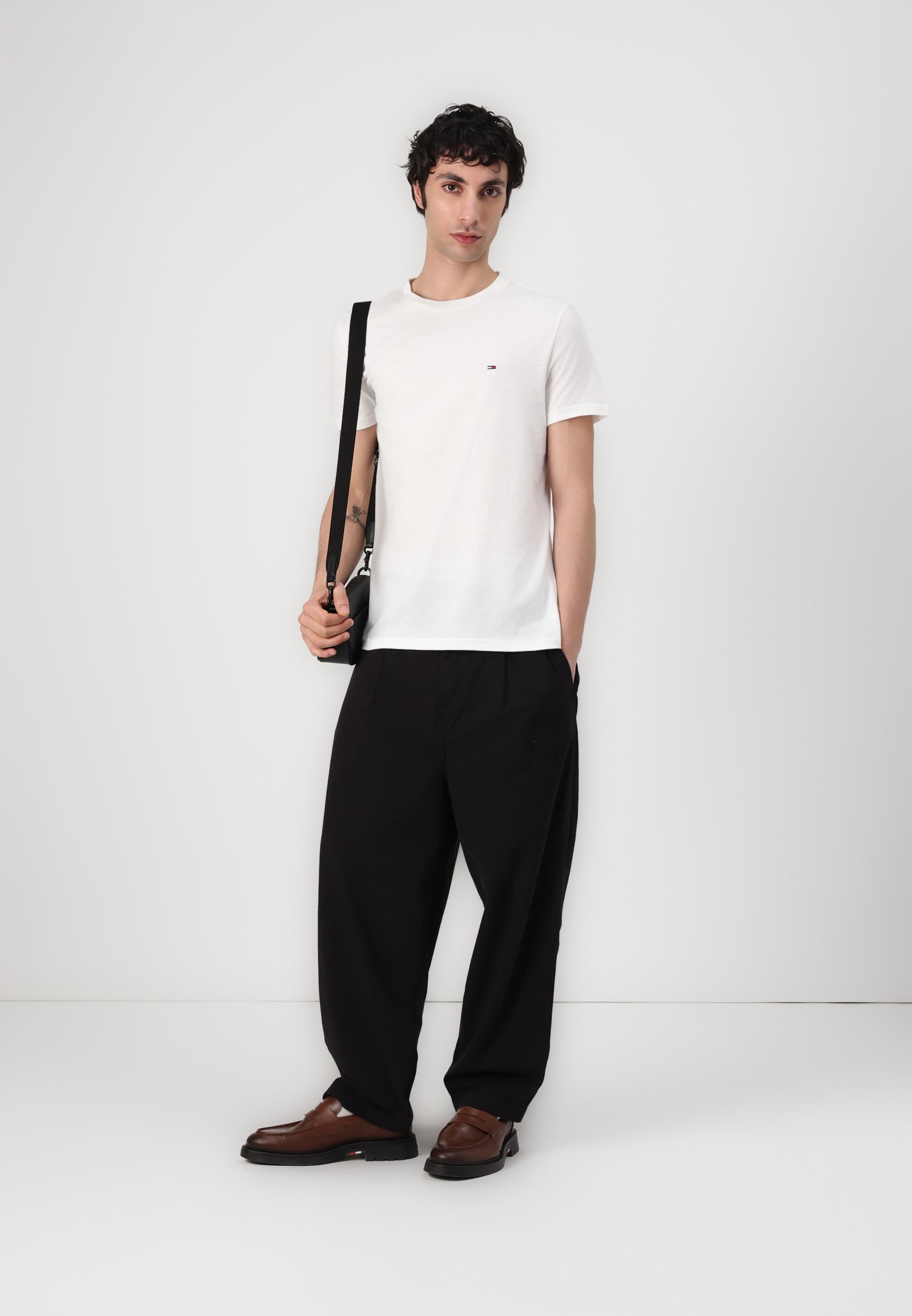 売れ筋商品|||トミー ヒルフィガー Tシャツ レディース トップス SLIM CODY  - Basic T-shirt - dark night navy/ecru Tommy Hilfiger Cody Stripe Slim Fit T-Shirt, Dark Night Navy