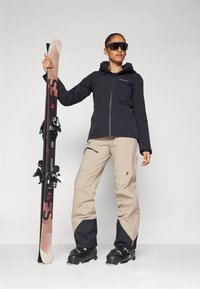 Peak Performance ALPINE GORE-TEX PANTS - Snowboardbyxor - avid beige