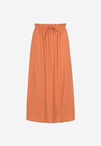 Jupe maxi à taille élastique en tissu doux de couleur rouille. Possède une ceinture volée et un lien ajustable pour un meilleur ajustement. Texture lisse et design fluide.