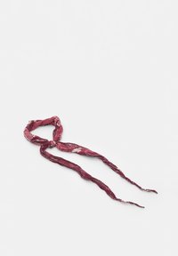 Sciarpa bordeaux in un tessuto leggero; presenta un motivo floreale e estremità attorcigliate per essere legata. Texture morbida con una finitura liscia.