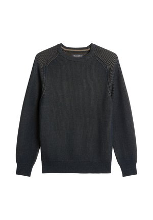 Granatowy dziany sweter z okrągłym dekoltem, długimi rękawami oraz prążkowanymi mankietami i dołem, rozłożony na płasko na białym tle.