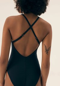 Henderson BITT granatowy