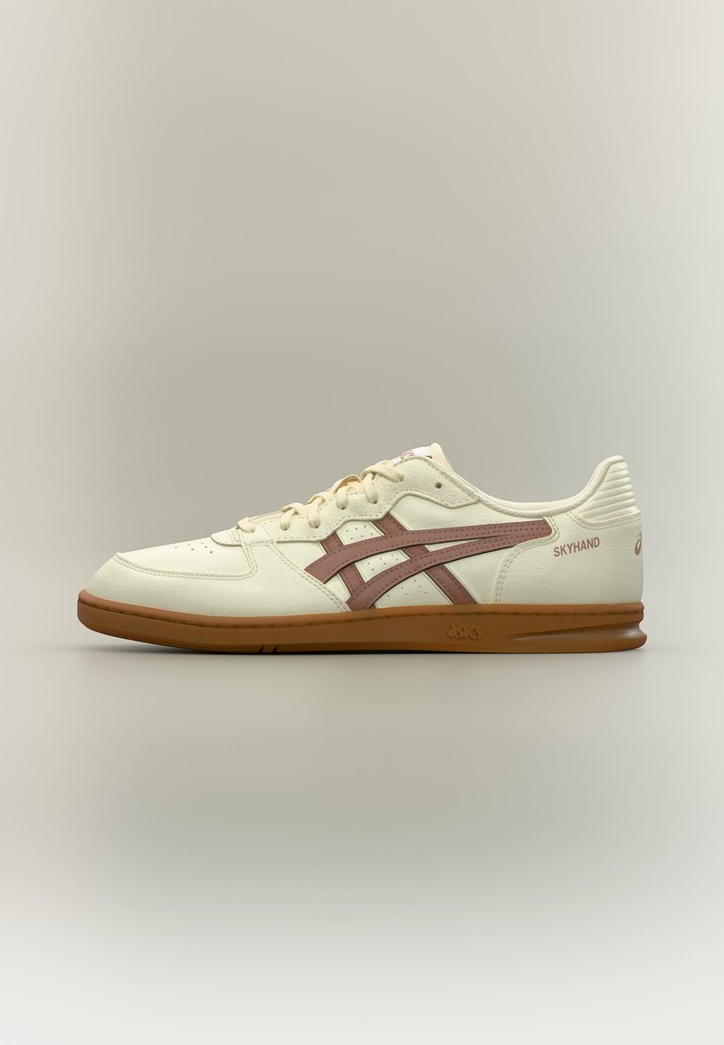 SKYHAND OG ivory/umeboshi/off-white