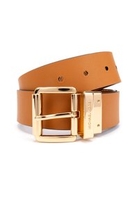 Cintura in pelle marrone chiaro con una fibbia quadrata color oro e accessori firmati. Presenta fori di regolazione lungo il nastro per adattarsi alla taglia.