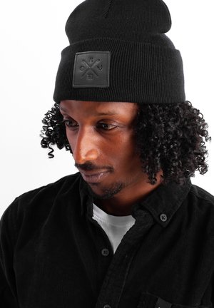 Manufaktur13, ROUGH BEANIE -MÜTZE – STRICKMÜTZE - Mütze - black