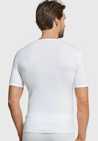 Schiesser ESSENTIALS FEIN 3ER PACK - Undershirt - weiß