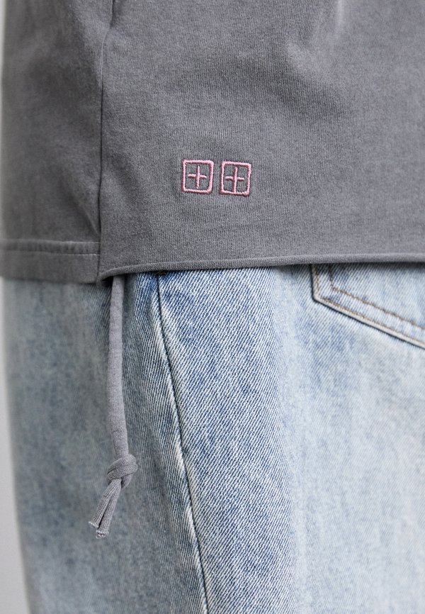 WORLD ORDER BIGGIE TEE - Print T-shirt4