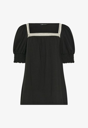 Czarna bluzka z krótkimi bufkami i marszczonymi mankietami, z kwadratowym dekoltem ozdobionym białym haftem.