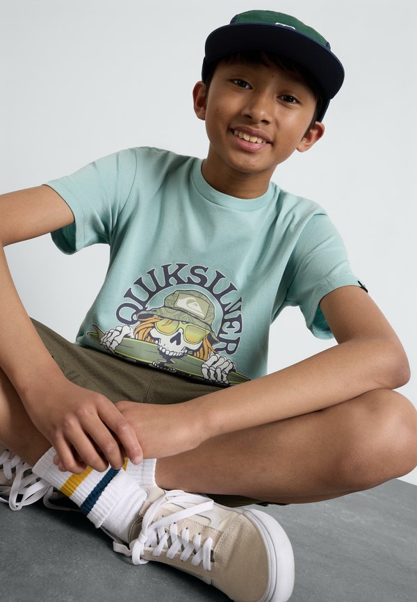 SKULL FEAST UNISEX - Print T-shirt - aquifer3