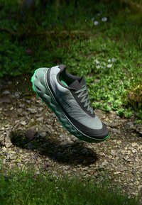 NNormal - TOMIR 2.0 UNISEX - Trail running shoes - green Thumbnail Image 1