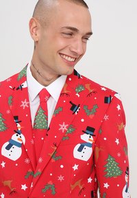 OppoSuits Oblek - red