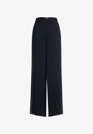 Zwarte broek met hoge taille en wijde pijpen, met een spleet aan de voorkant in het midden en gladde stof, geschikt voor formele of professionele kleding.