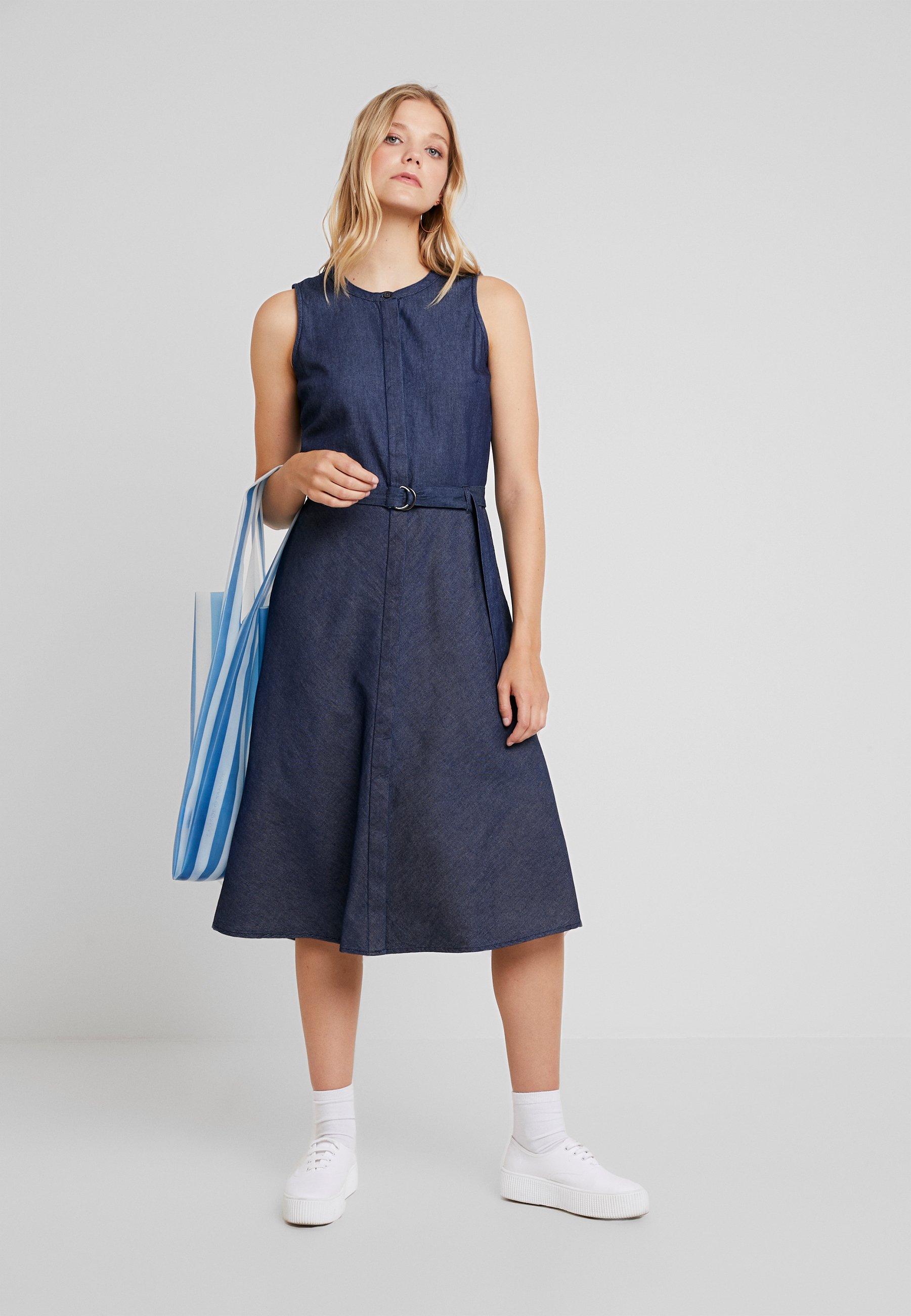 banana republic chambray dress