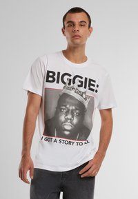 Mister Tee BIGGIE CROWN TEE - Print T-shirt - white