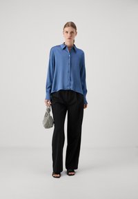 DRYKORN CLOELIA - Skjorte - blue-grey