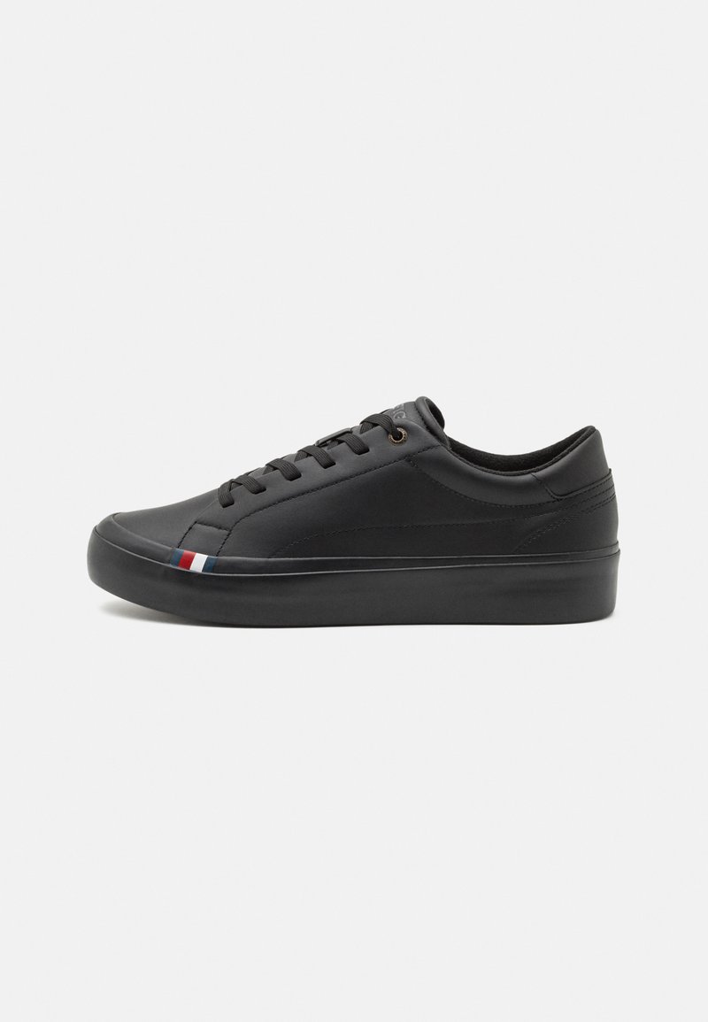 Tommy Hilfiger MODERN Trainers triple black/black Zalando.co.uk