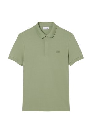 Vaaleanvihreä polo-paita lyhyillä hihoilla ja kauluksella, jossa on pieni brodeerattu logo vasemmalla puolella.