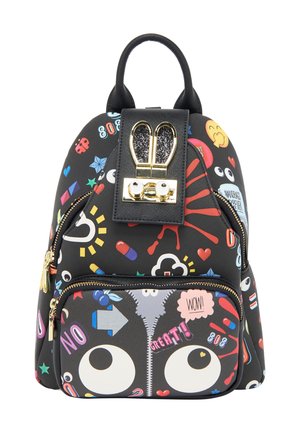 Mini zaino nero con stampe colorate e giocose di cartoni animati, grandi occhi sulla tasca frontale e una chiusura dorata a forma di orecchie da coniglio sulla patta superiore.