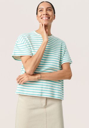 Soaked in Luxury INGO BOXY - Print T-shirt - white and sea jet stripe