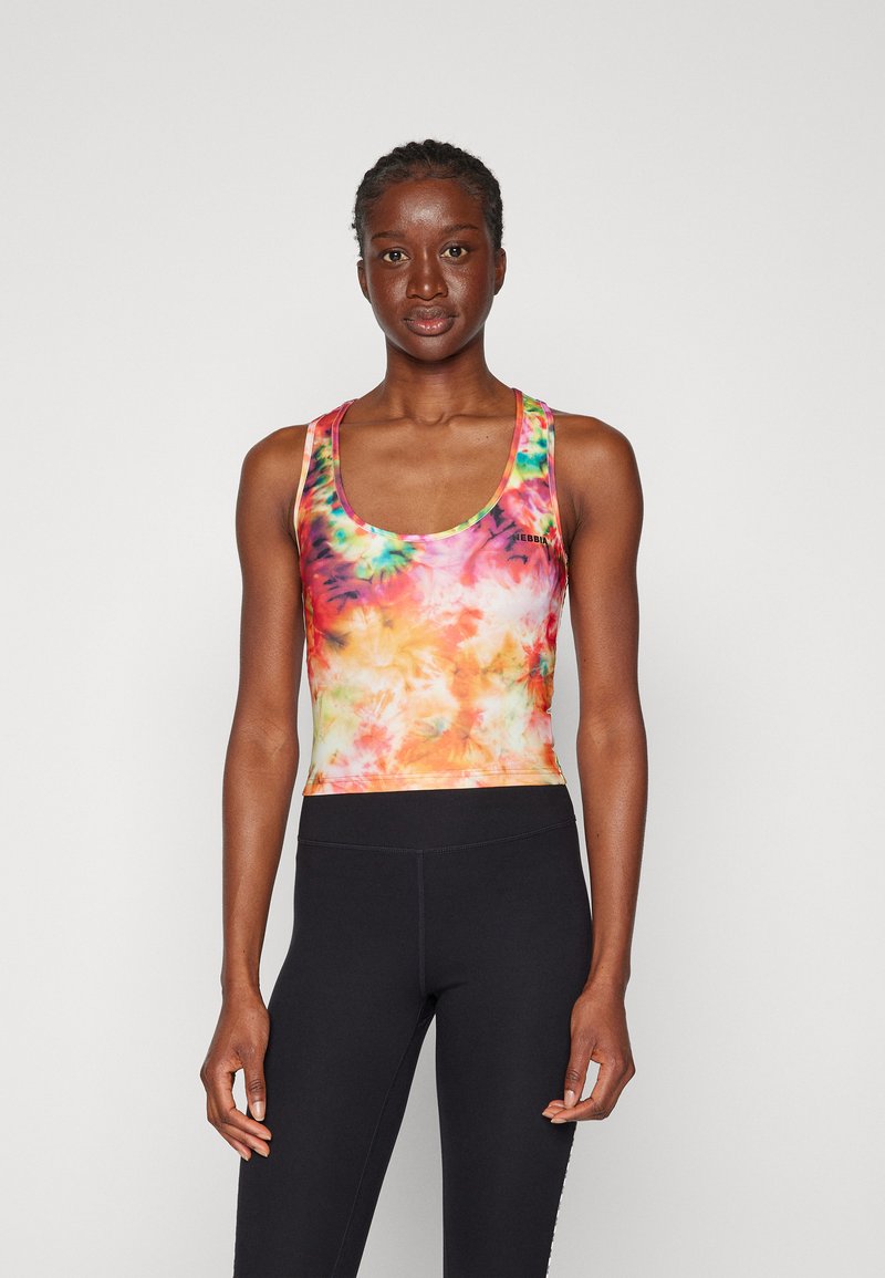 Nebbia SPORTY SLIM FIT CROP TANK - Toppi - rainbow dye