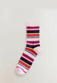 Flerfärgad strumpa med horisontella ränder i mörkblått, rosa, orange och turkos. Mjuk textur, ribbad mudd och förstärkt tå.