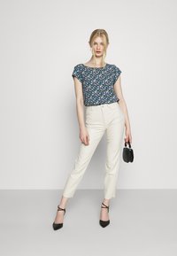 ONLY Blusa - black