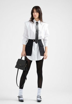 KIARA - Minigonna - black