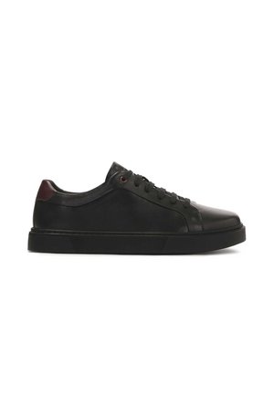 SILVAN - Baskets basses - black