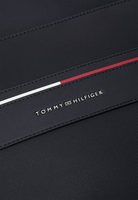 Tommy Hilfiger FOUNDATION BACKPACK - Mugursoma - black