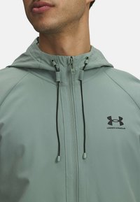 Under Armour VIBE  - Giacca a vento - silica green
