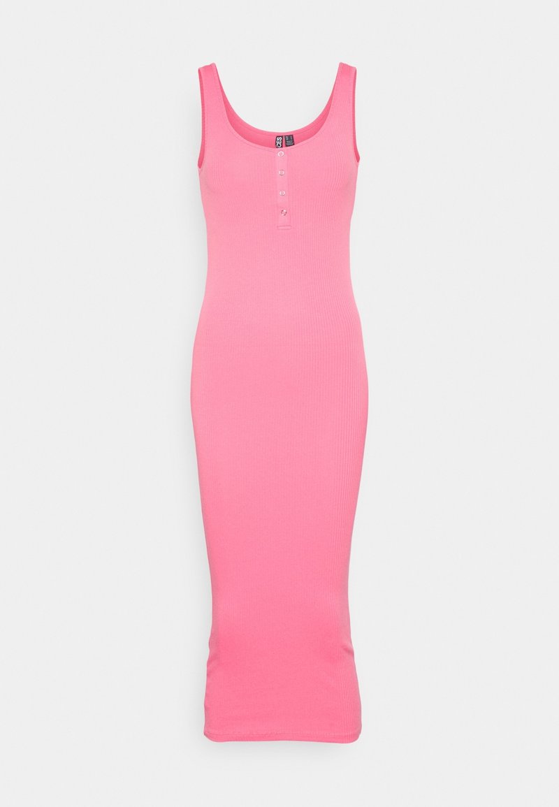 Robe midi rose ajustée sans manches, avec un col arrondi et quatre petits boutons au centre devant.