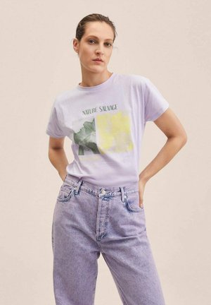 PSTLAVE - T-shirt con stampa - jasny pastelowa purpura