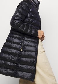 STUDIO ID Dunfrakker - black