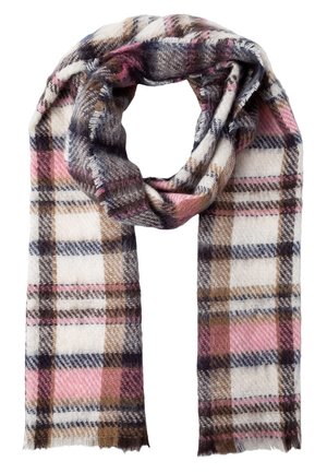 Zachte wollen sjaal met een ruitpatroon in roze, bruin, crème en marineblauw, netjes opgerold met franjes aan de uiteinden op een witte achtergrond.