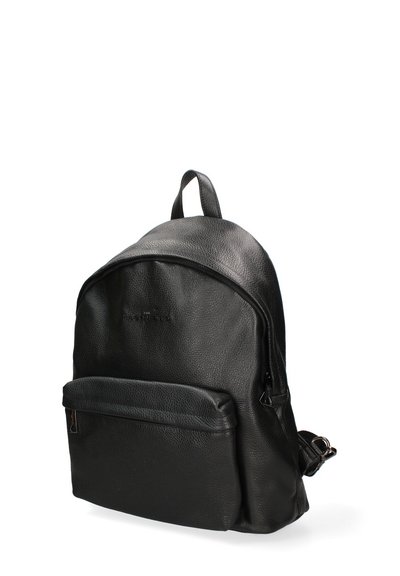 Zaino in pelle nera con finitura texturizzata, parte superiore arrotondata, tasca frontale con zip, spallacci regolabili e maniglia di trasporto sulla parte superiore.