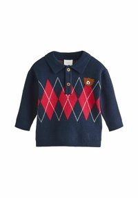 Pull en tricot pour tout-petits de couleur bleu marine avec un col, présentant un motif en losange rouge et blanc, ainsi qu'un petit patch d'ours près du col.