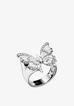 Silberner Ring mit einem detaillierten Schmetterlingsdesign, verziert mit kleinen funkelnden Kristallen auf den Flügeln und dem Ringband.