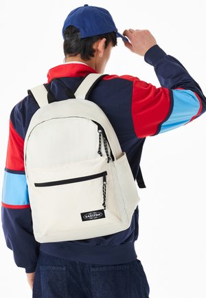 Eastpak, ATHLEISH PAK'R UNISEX - Rygsække - athleisure beige
